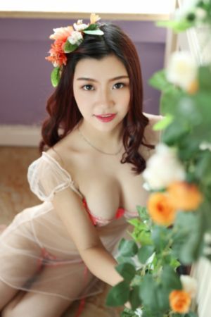 我妻子的年轻母亲中文在线